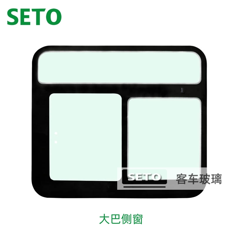 大巴侧窗